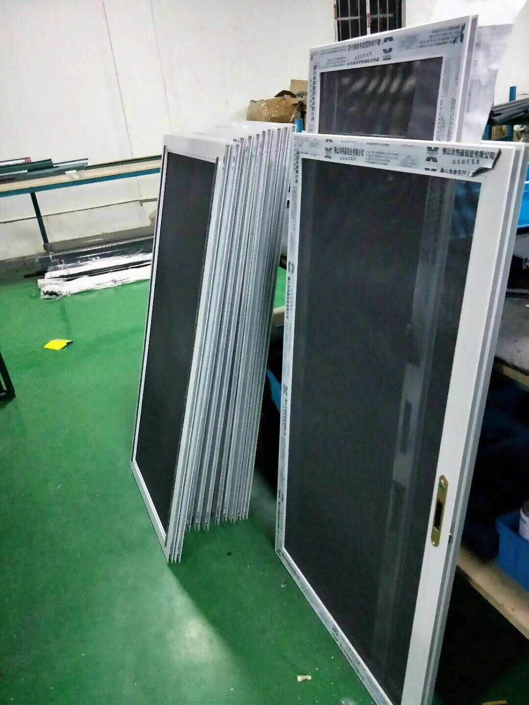 隐形纱窗