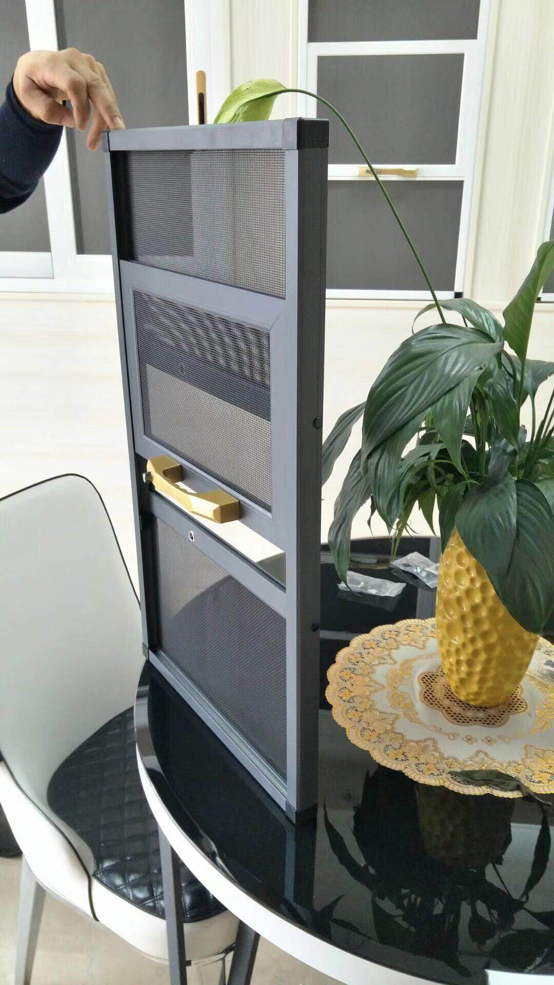 隐形纱窗